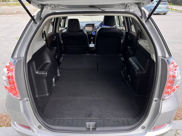 2011 Honda Fit Shuttle I, серебристый, 1080000 рублей - вид 26
