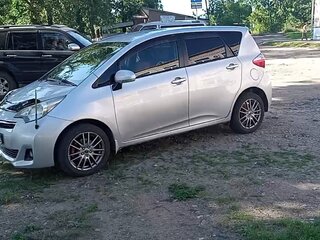 2012 Toyota Ractis II, серый, 650000 рублей, вид 5