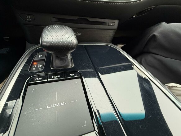 2018 Lexus LS 500 V, серый, 4900000 рублей - вид 37