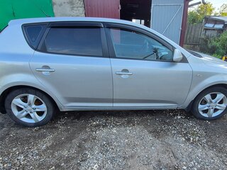 2009 Kia Ceed I, серебристый, 540000 рублей, вид 3