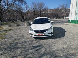 2018 Opel Astra K, белый, 1450000 рублей, вид 1