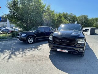 2019 Ram 1500 Crew Cab V, чёрный, 5200000 рублей, вид 3