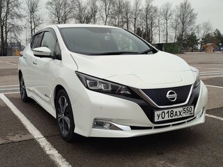 2019 Nissan Leaf II (ZE1), белый, 1700000 рублей, вид 1