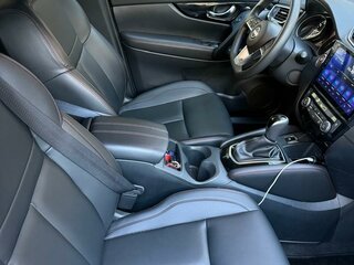 2023 Nissan Qashqai II Рестайлинг, белый, 3400000 рублей, вид 4