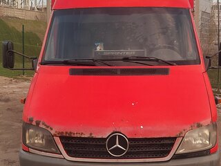 2004 Mercedes-Benz Sprinter, красный, 1000000 рублей, вид 5