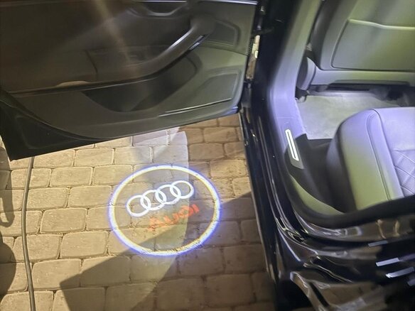 2021 Audi A8 60 TFSI e IV (D5), синий, 8230000 рублей - вид 29