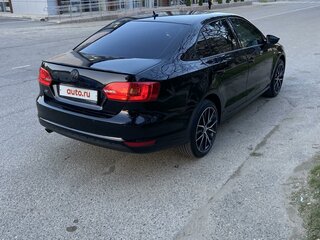 2012 Volkswagen Jetta VI, чёрный, 950000 рублей, вид 5