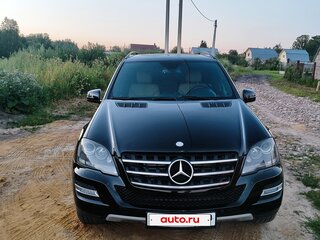 2008 Mercedes-Benz M-Класс 320 II (W164) Рестайлинг, чёрный, 1300000 рублей, вид 2