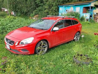 2012 Volvo V60 I, красный, 1150000 рублей, вид 5
