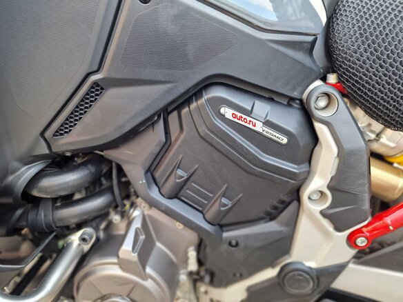 2021 Ducati Multistrada V4, красный, 1990000 рублей - вид 9