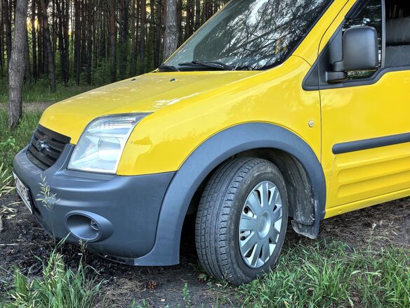 2013 Ford Transit Connect, жёлтый, 920000 рублей - вид 8