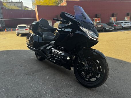 2023 Honda GL 1800 Gold Wing, чёрный, 3390000 рублей, вид 2