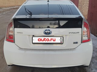 2013 Toyota Prius III Рестайлинг (XW30), белый, 1350000 рублей, вид 4