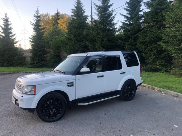 2013 Land Rover Discovery IV, белый, 2100000 рублей