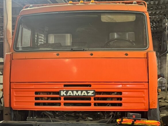 2008 КамАЗ 44108, оранжевый, 1200000 рублей