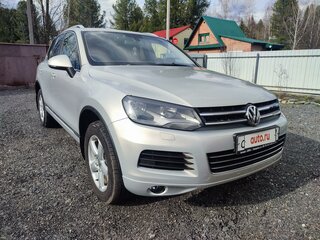 2012 Volkswagen Touareg II, серебристый, 2100000 рублей, вид 3