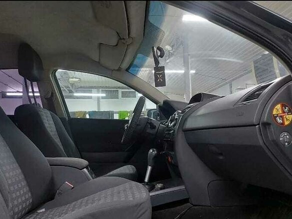 2007 Renault Megane II Рестайлинг, серый, 350000 рублей - вид 2