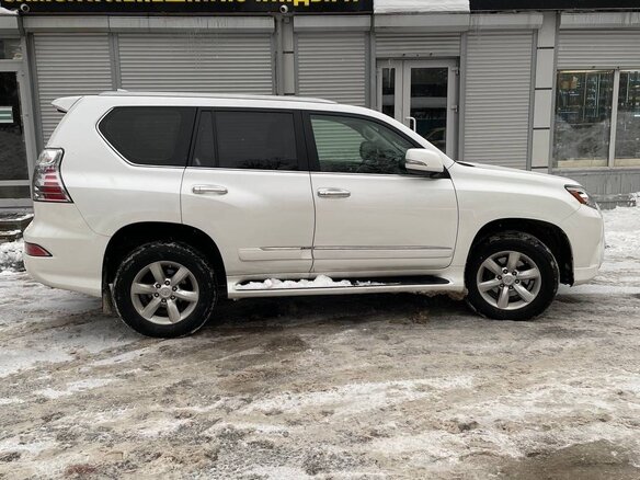2016 Lexus GX 460 II Рестайлинг, белый, 5500000 рублей - вид 3