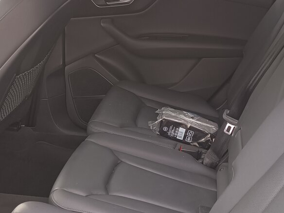 2021 Audi Q7 45 TFSI II (4M) Рестайлинг, белый, 6200000 рублей - вид 8