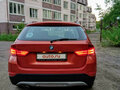 2013 BMW X1 20i I (E84) Рестайлинг, оранжевый, 1600000 рублей - вид 3