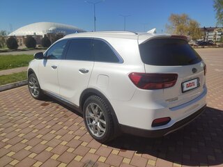 2019 Kia Sorento 8-speed III Prime Рестайлинг, белый, 3350000 рублей, вид 3