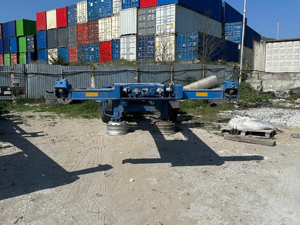 2004 Schmitz Cargobull SCF, синий, 3300000 рублей - вид 1