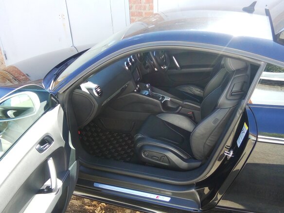 2010 Audi TT RS II (8J), чёрный, 4250000 рублей - вид 6