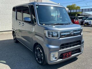 2022 Toyota Pixis Mega, серый, 750000 рублей, вид 1