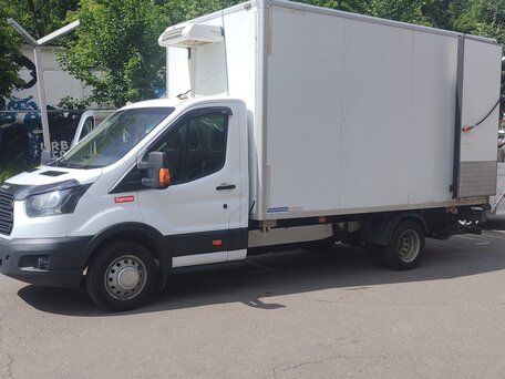2017 Ford Transit, белый, 2650000 рублей, вид 4