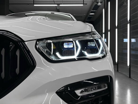 2020 BMW X6 40i III (G06), белый, 5943336 рублей - вид 8