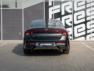 2020 Kia K5 III, серый, 2650000 рублей, вид 4