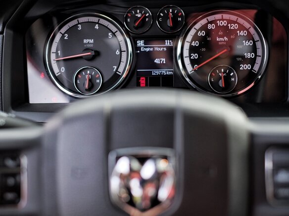 2012 Dodge RAM IV (DS/DJ), красный - вид 8