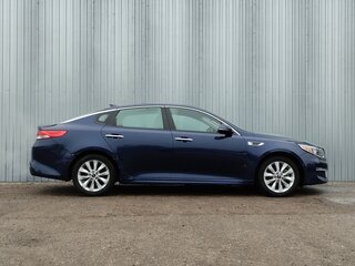 2017 Kia Optima IV, синий, 2150000 рублей, вид 4
