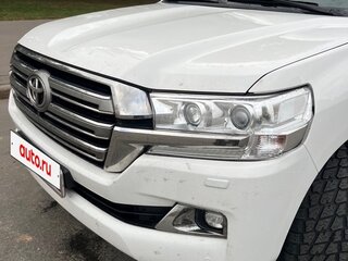 2015 Toyota Land Cruiser 200 Series Рестайлинг 2, белый, 4700000 рублей, вид 2