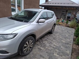 2017 Nissan X-Trail III, серебристый, 2000000 рублей, вид 5