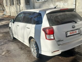 2013 Toyota Corolla Fielder XI (E160, E170, E180), белый, 1150000 рублей, вид 4