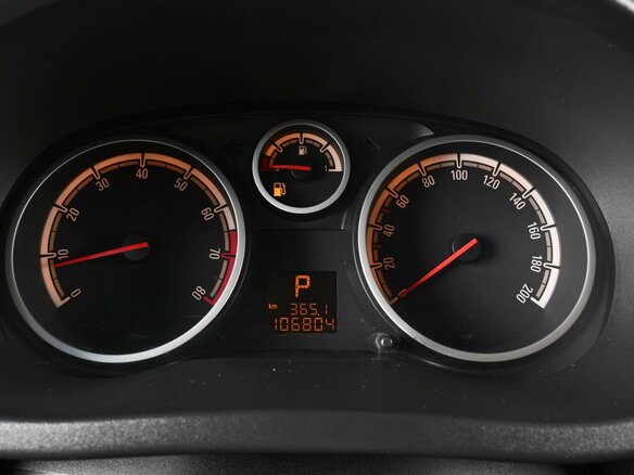 2011 Opel Corsa D Рестайлинг II, белый - вид 14