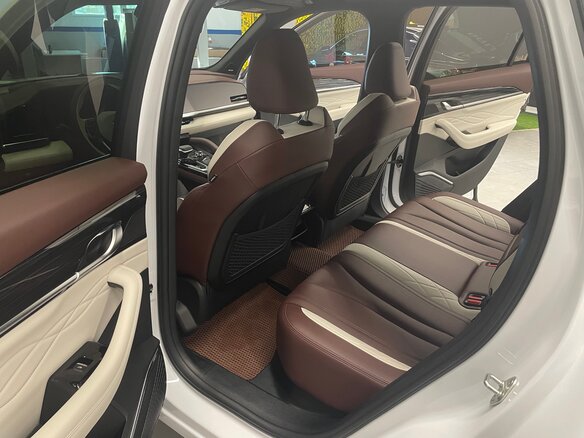 2023 Geely Monjaro I, белый, 3200000 рублей - вид 15