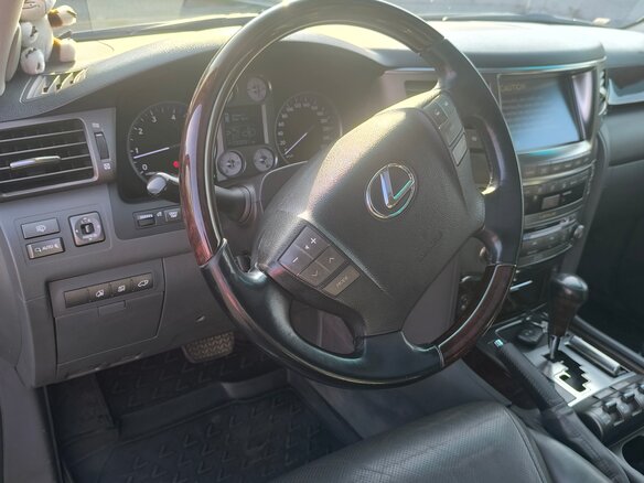 2008 Lexus LX 570 III, чёрный, 3200000 рублей - вид 7
