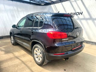 2012 Volkswagen Tiguan I Рестайлинг, чёрный, 1229000 рублей, вид 3