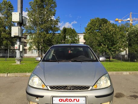 2005 Ford Focus I Рестайлинг, серебристый, 210000 рублей, вид 2