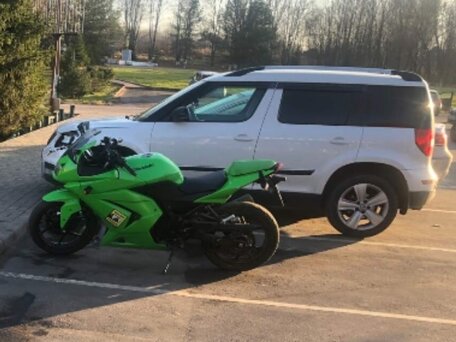 2011 Kawasaki Ninja 250R, зелёный, 240000 рублей, вид 2