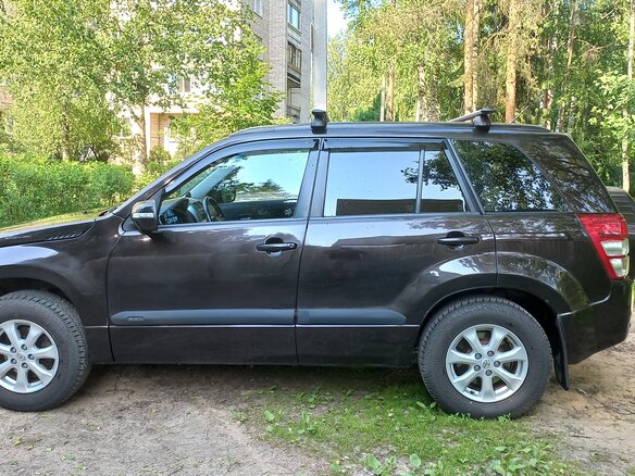 2014 Suzuki Grand Vitara II Рестайлинг 2, коричневый, 890000 рублей - вид 3