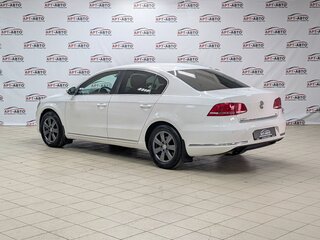2012 Volkswagen Passat B7, белый, 899000 рублей, вид 4