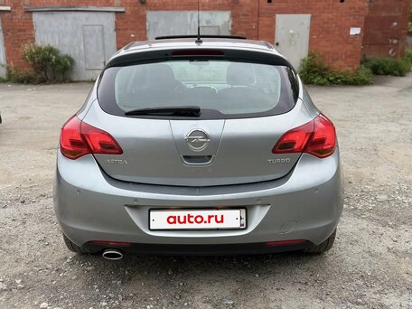 2011 Opel Astra J, серый, 670000 рублей, вид 4