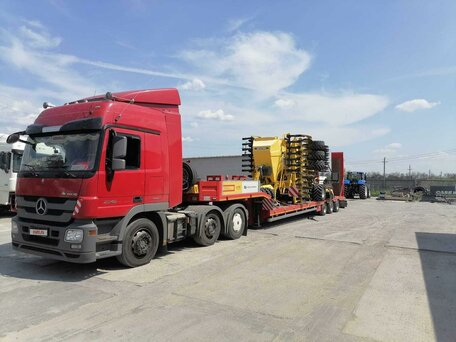 2015 Mercedes-Benz Actros, красный, 4250000 рублей, вид 2