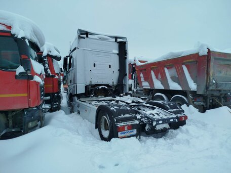 2020 Mercedes-Benz Actros, белый, 4380000 рублей, вид 4