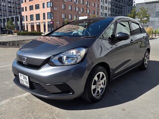 2020 Honda Fit IV, серый, 1370000 рублей, вид 1
