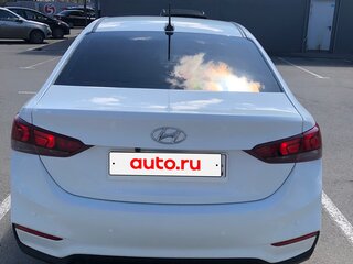 2017 Hyundai Solaris II, белый, 999999 рублей, вид 1