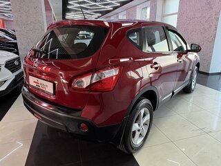 2011 Nissan Qashqai I Рестайлинг, красный, 1295000 рублей, вид 5